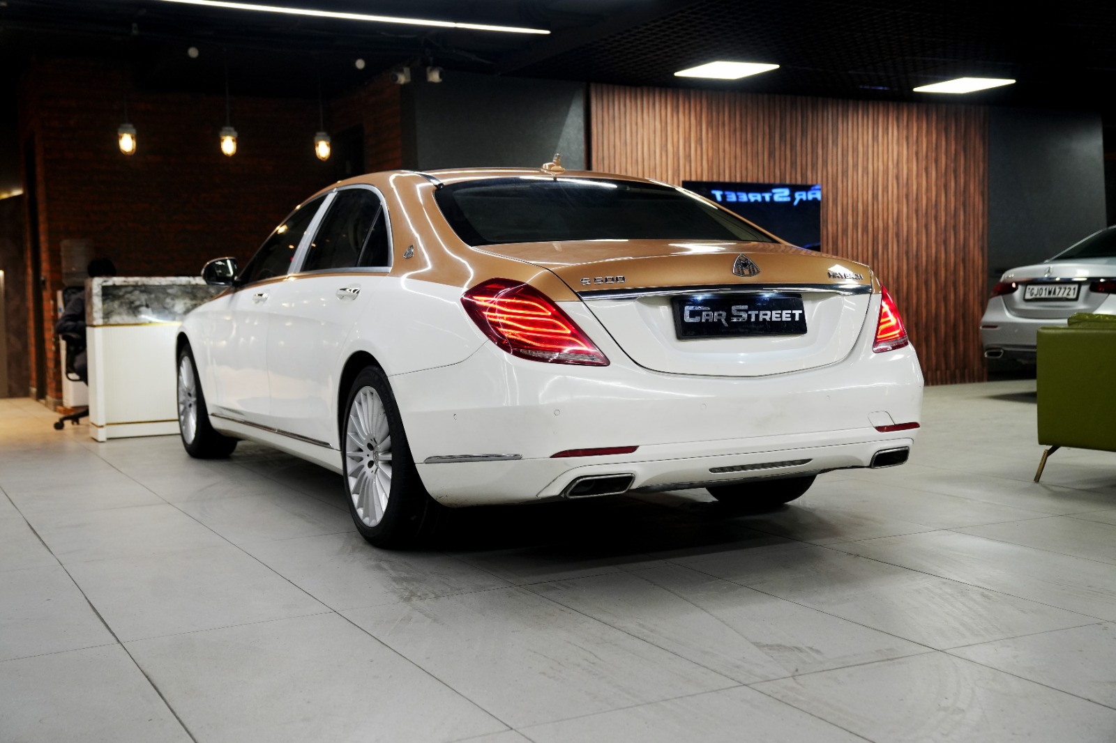 Mercedes-Benz S-Class  S500 Maybach